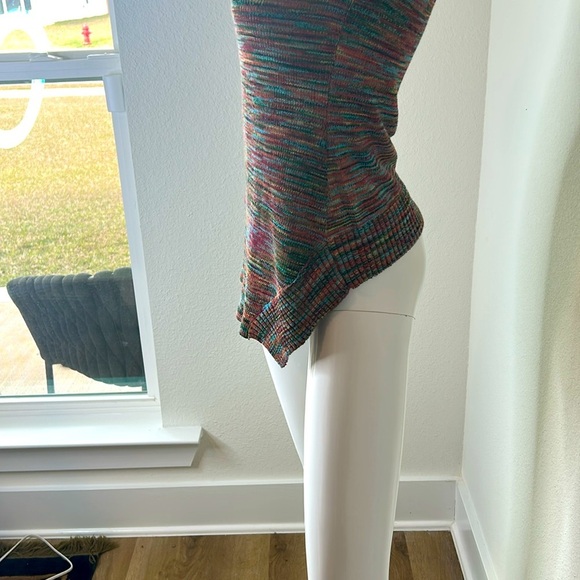 Gianni Bini women’s sleeveless sweater multicolored pattern Size S - Picture 3 of 9